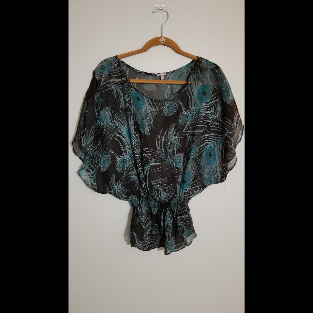Flowy tee